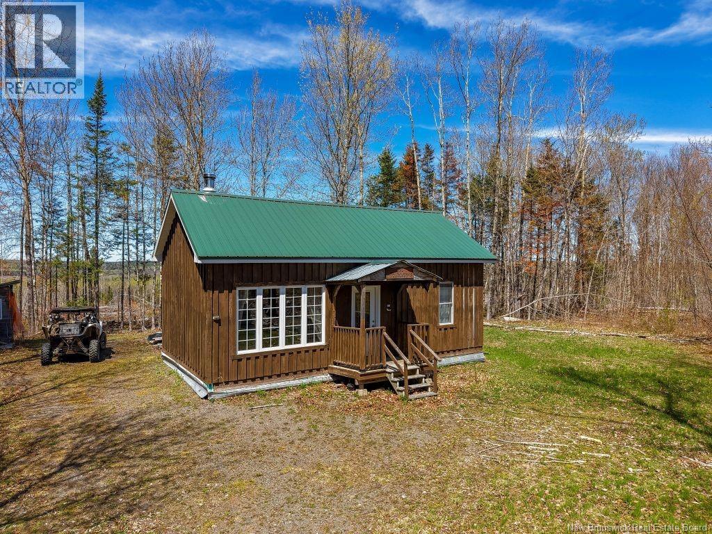 For sale: 2016-2 Tay River, Tay Valley, New Brunswick E6B1P6