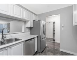 For sale: 307 16137 83 AVENUE, Surrey, British Columbia V4N0N1
