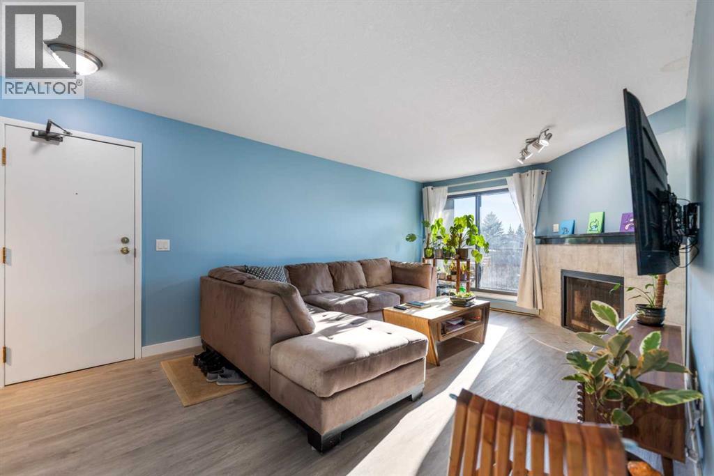 Apartment for Sale in 3301, 13045 6 Street SW|Calgary, Alberta T2W5H1 4