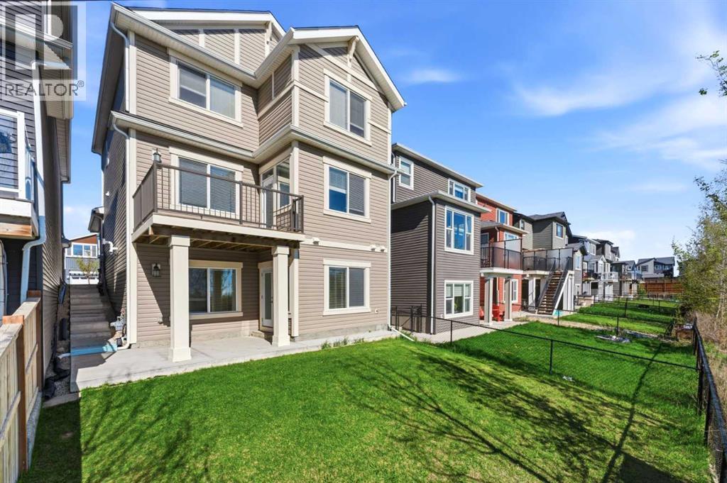 House for Sale in 1456 Livingston Way NE|Calgary, Alberta T3P0Z4 3