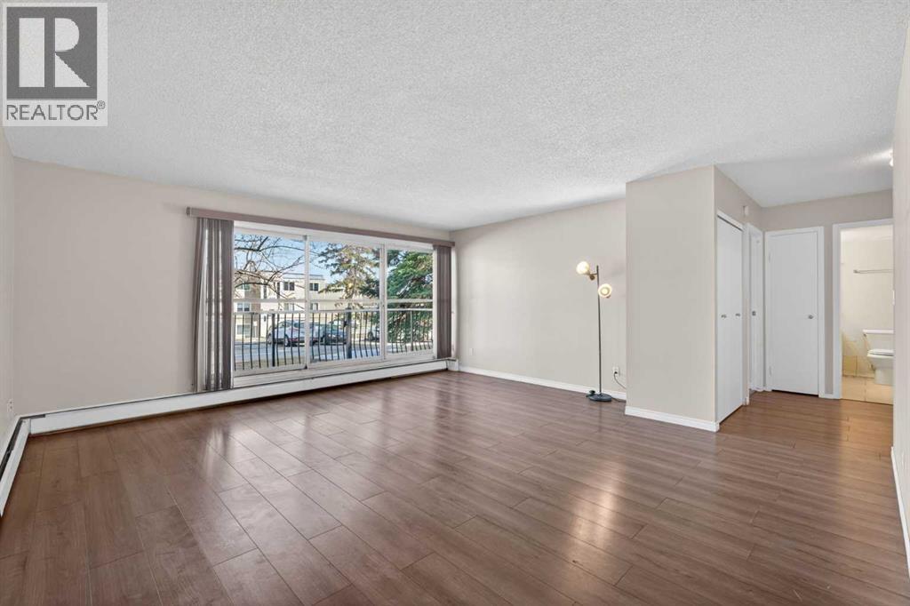 Apartment for Sale in 83E, 231 Heritage Drive SE|Calgary, Alberta T2H1N1 2