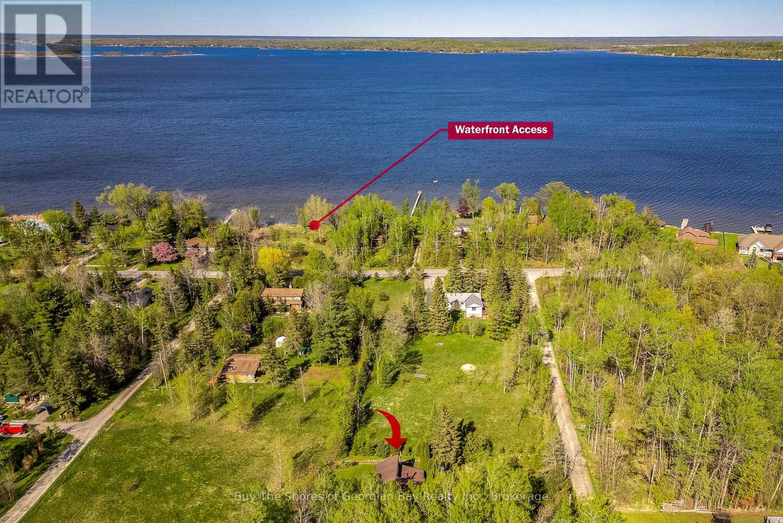 For sale: 13 CRESCENT DRIVE, Tay, Ontario L0K2A0 - S13162450