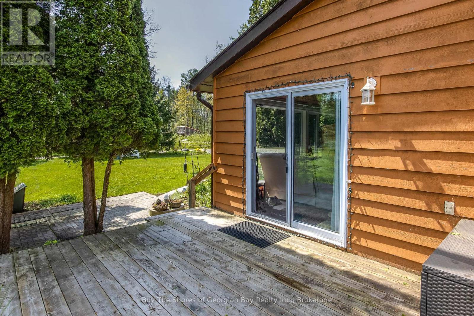 For sale: 13 CRESCENT DRIVE, Tay, Ontario L0K2A0 - S13162450