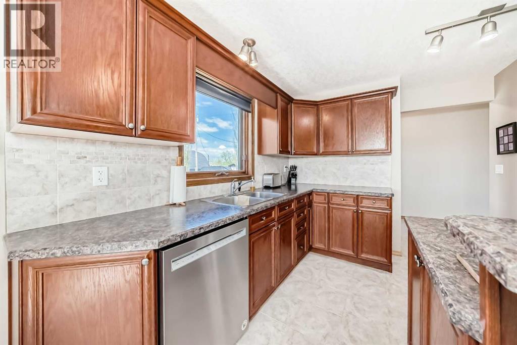 For sale: 34054 Range Road 15, Rural Red Deer County, Alberta