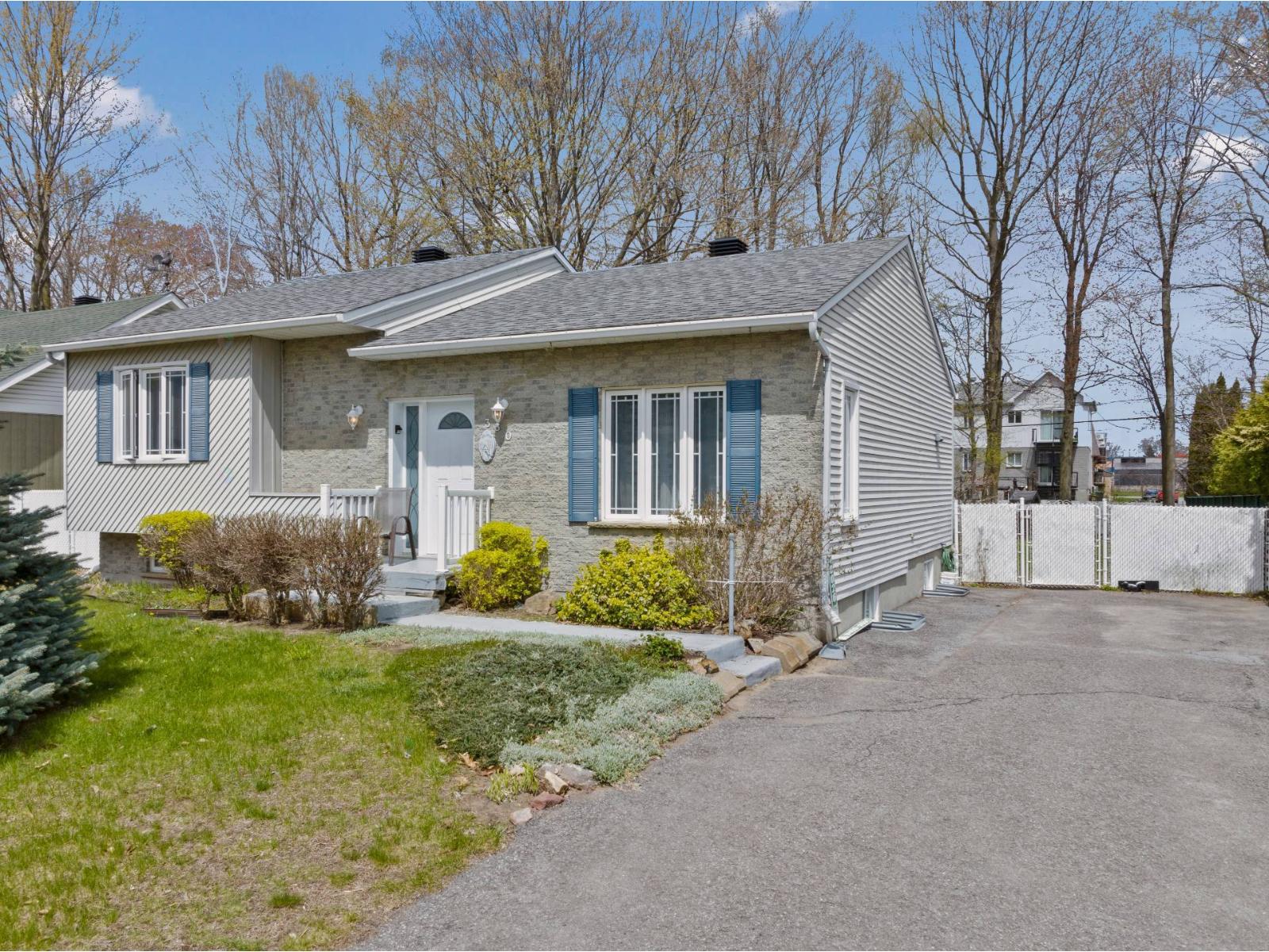 380 Rue Ami-Soleil, Lavaltrie, Quebec J5T2K8