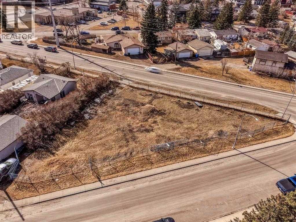 Property for Sale in 1916 & 1928 Home Road|Calgary, Alberta T1X0Y4 4