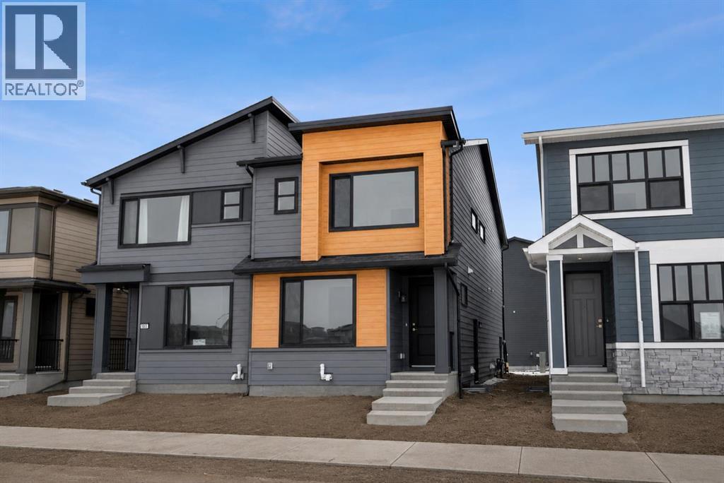 Duplex for Sale in 107 Royston Way NW|Calgary, Alberta T3L0M4