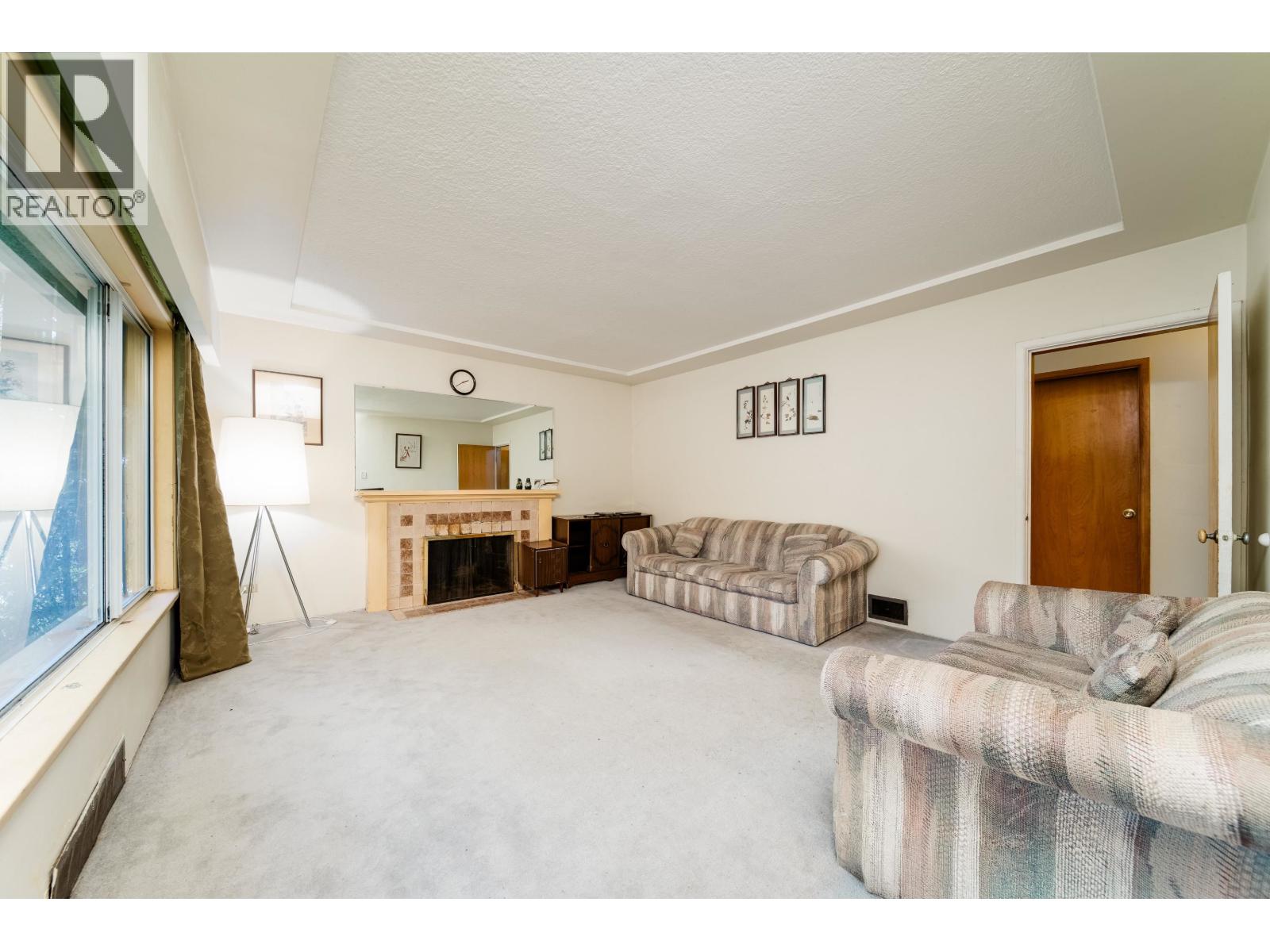 7475 KNIGHT STREET|Vancouver, British Columbia V5P2X1