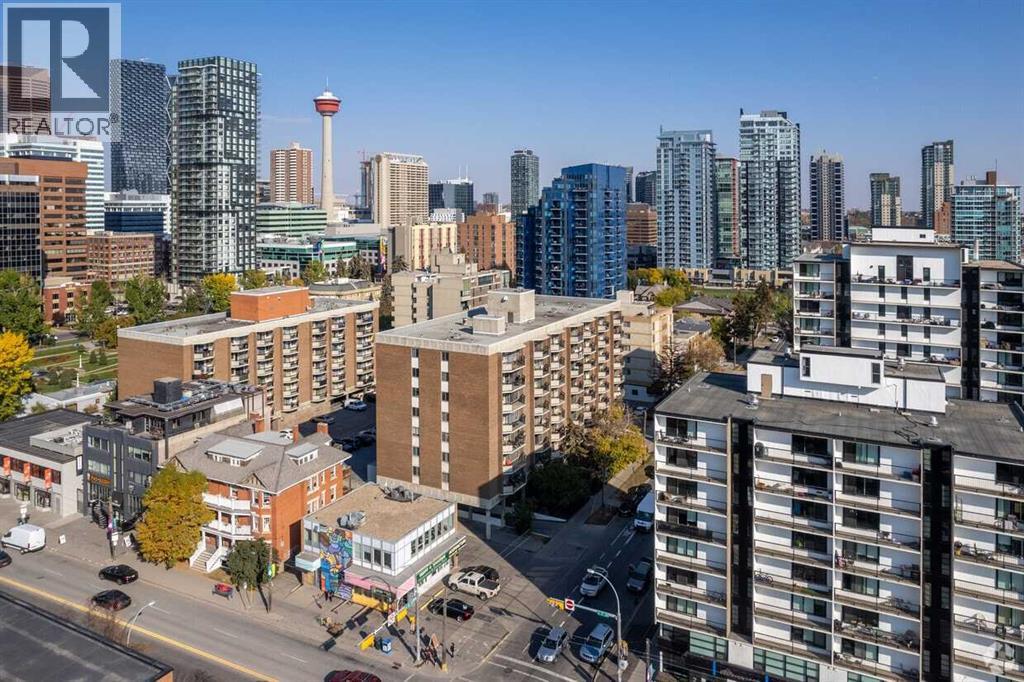 Apartment for Sale in 808, 340 14 Avenue SW|Calgary, Alberta T2R0M4
