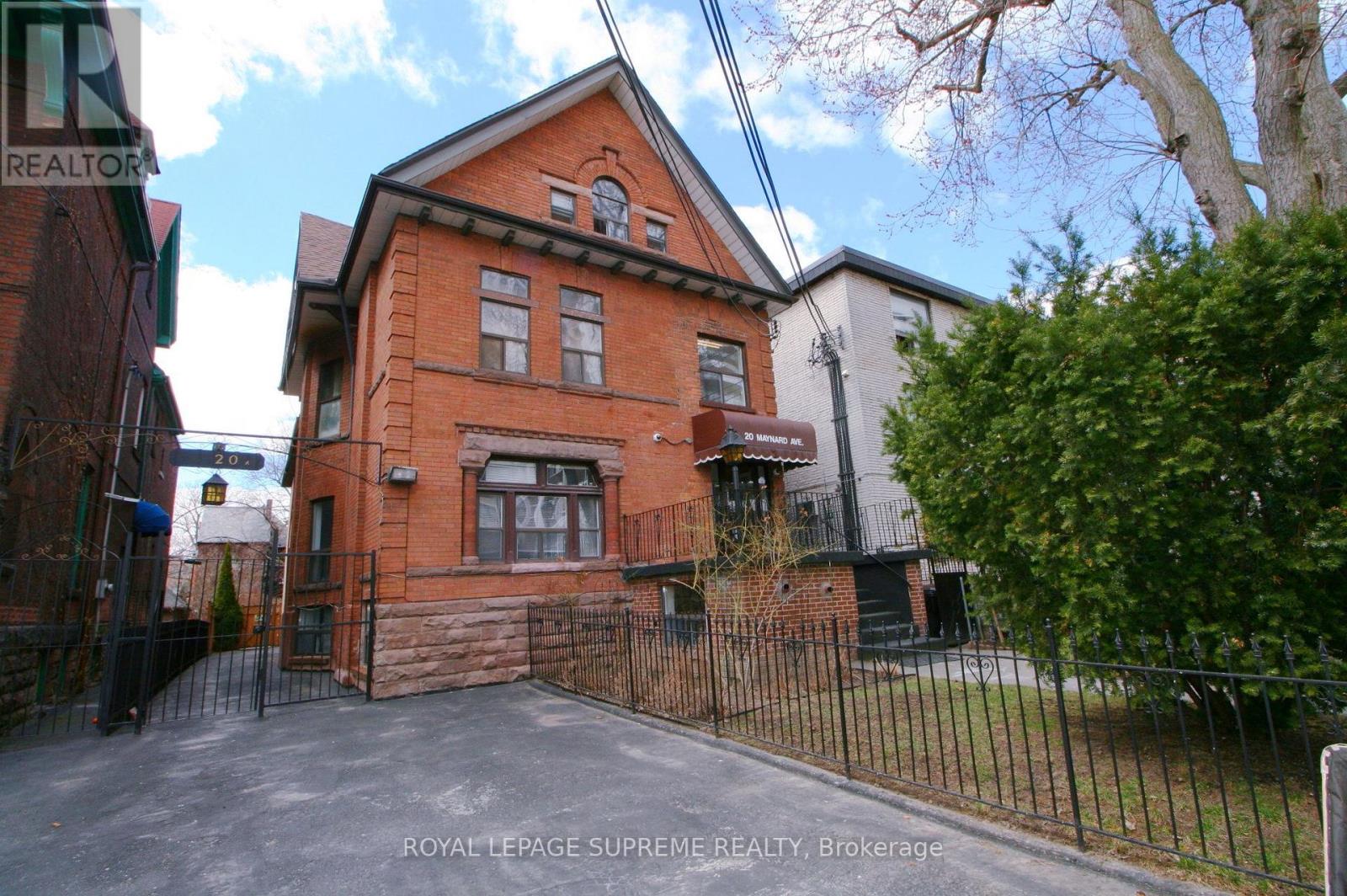 20 MAYNARD AVENUE