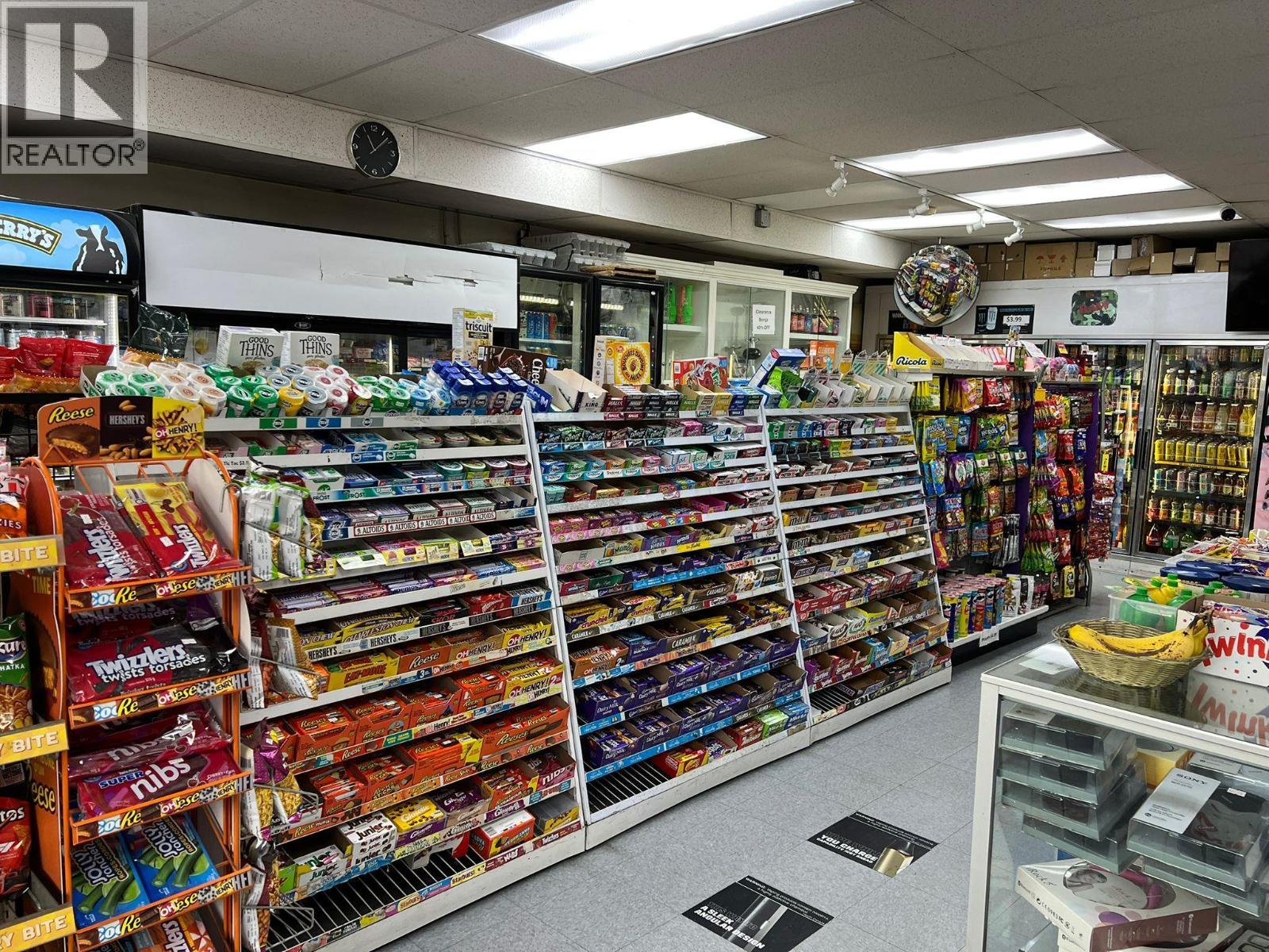 Commercial Property — Vancouver, Vancouver, BC photo 3