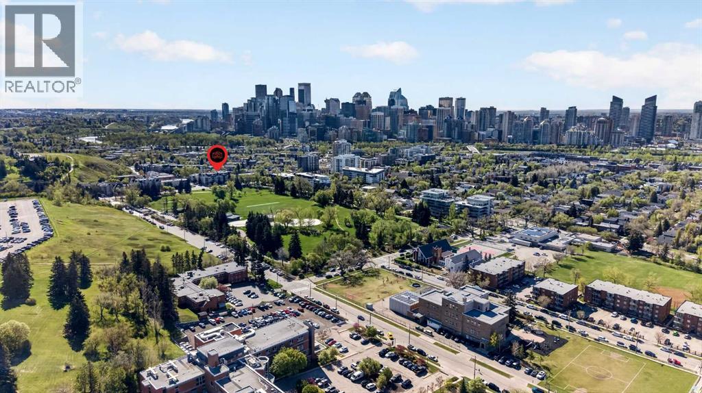 Apartment for Sale in 208, 630 10 Street NW|Calgary, Alberta T2N1W3 3
