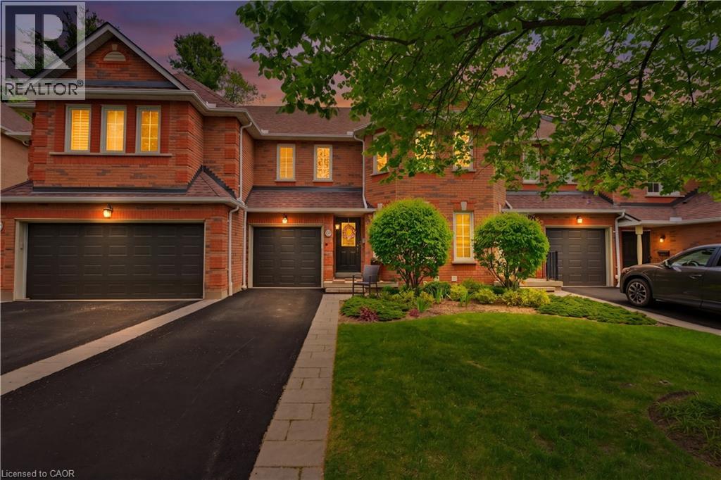 Row / Townhouse for Sale in 1735 THE COLLEGEWAY Unit# 13|Mississauga, Ontario L5L3S7 2