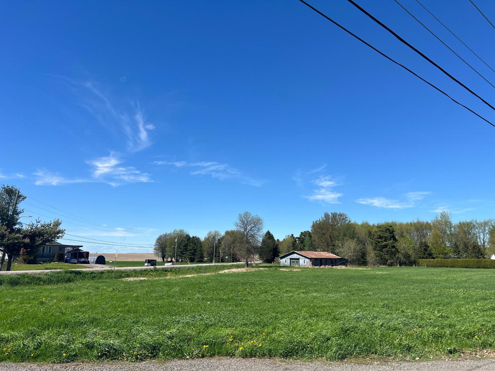 Rue Notre-Dame N., Louiseville, Quebec J5V1X5
