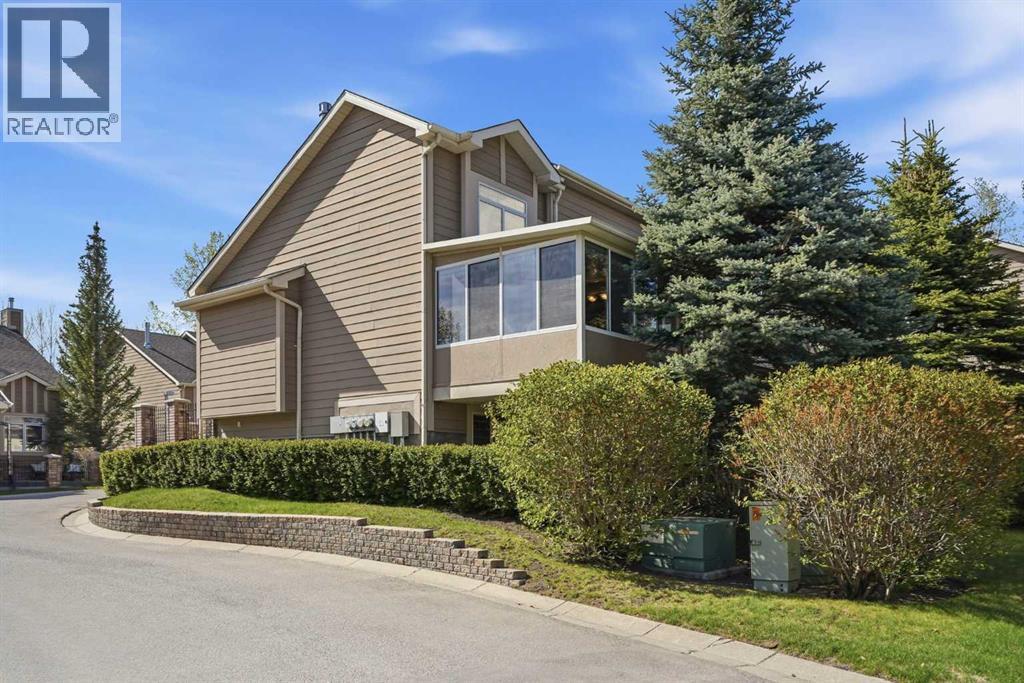 Row / Townhouse for Sale in 18 Varsity Estates Park NW|Calgary, Alberta T3A6A4 2