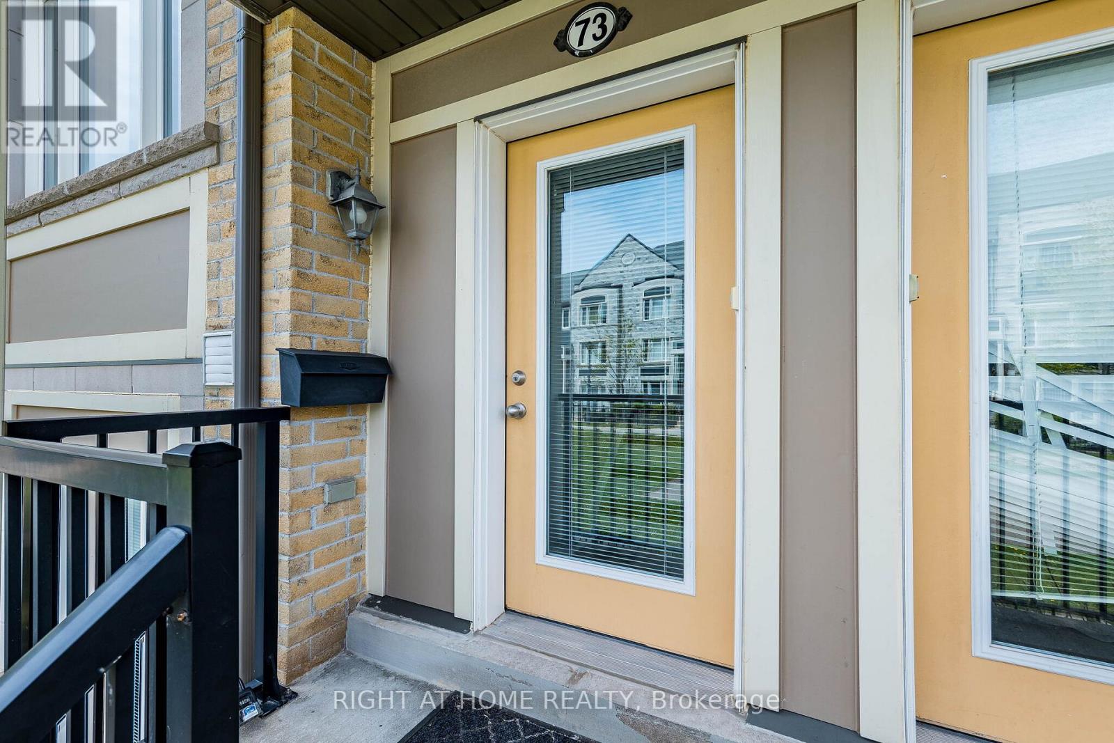 Row / Townhouse for Sale in 73 - 5650 WINSTON CHURCHILL BOULEVARD W|Mississauga (Churchill Meadows), Ontario L5M0L7 3