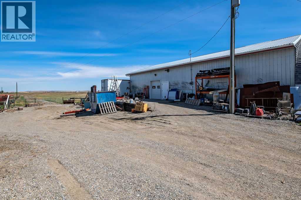 For sale: 32126 Coal Trail W, Rural Foothills County, Alberta T1V1M6 ...