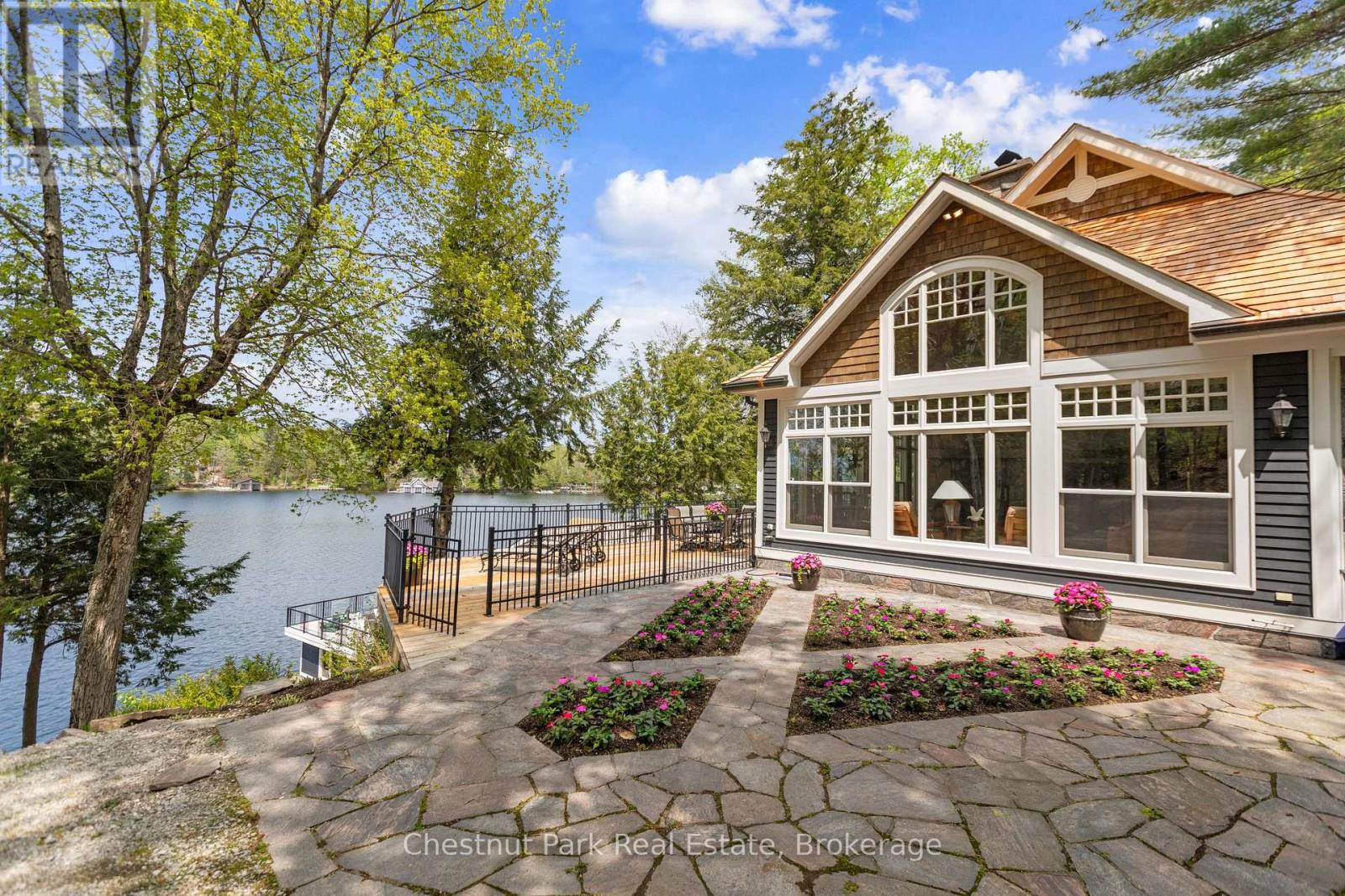 For sale: #12 - 1025 APPIAN WAY, Muskoka Lakes (Medora), Ontario P0B1J0 -  X13166464 | REALTOR.ca