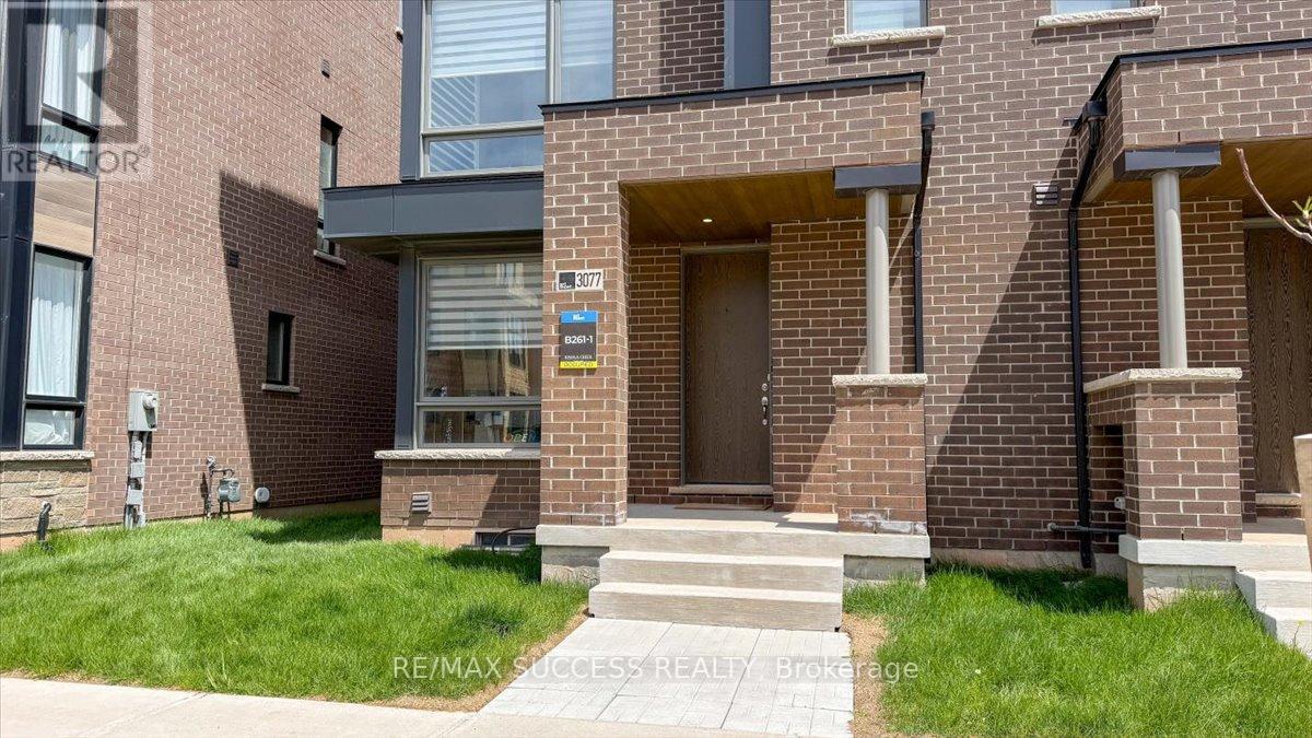 Row / Townhouse for Sale in 3077 WELSMAN GARDENS|Oakville (JC Joshua Creek), Ontario L6H7Z2 2