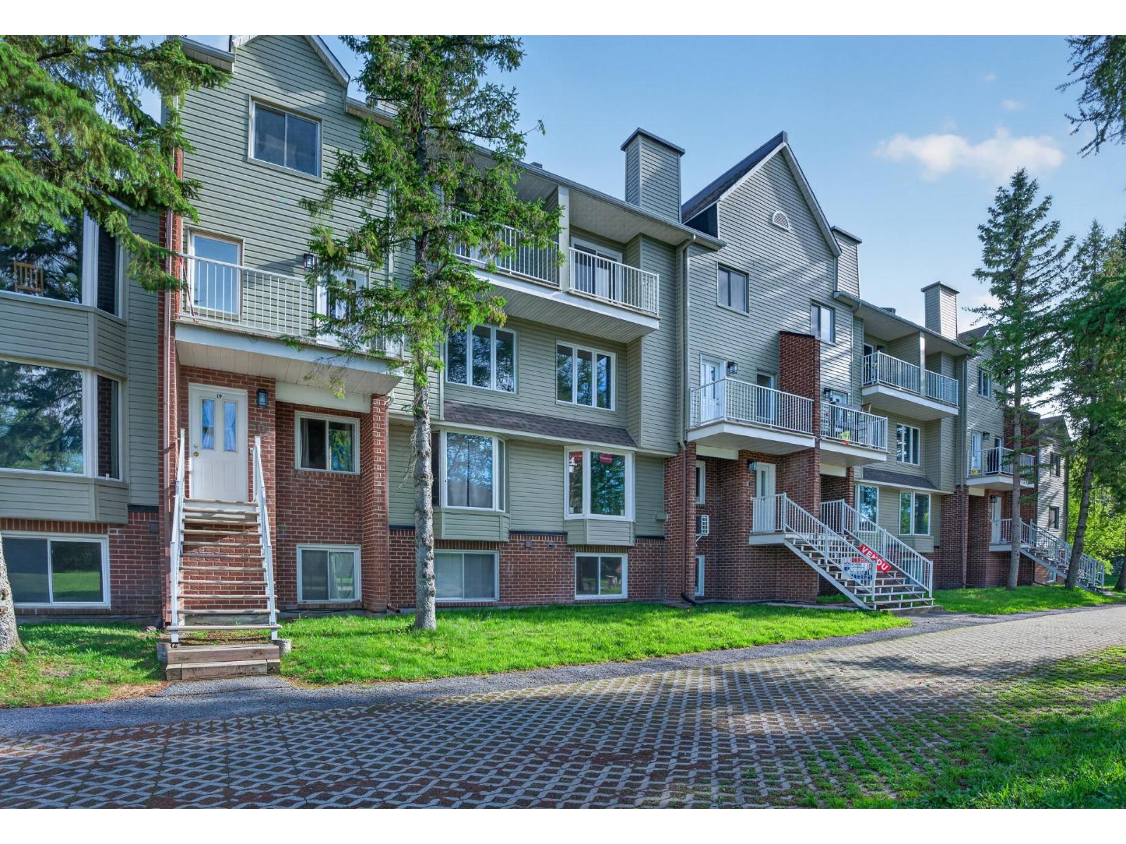 115 Av. des Jonquilles, #10, Gatineau (Hull), Quebec J9A2K3