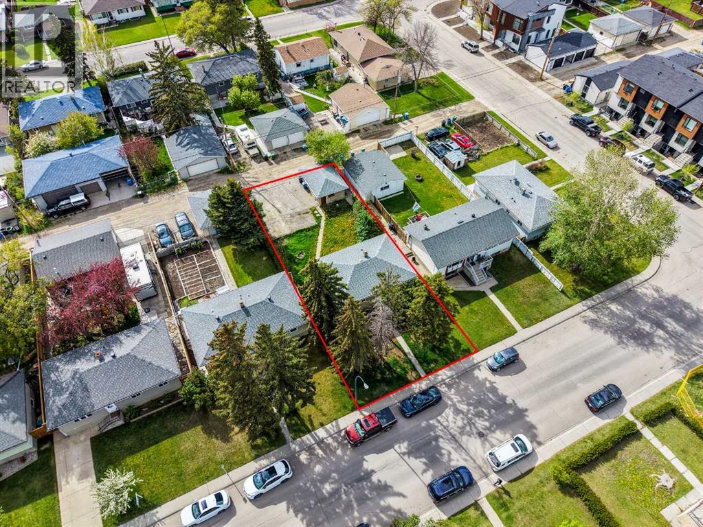 House for Sale in 2211 41 Street SE|Calgary, Alberta T2B1C8 4
