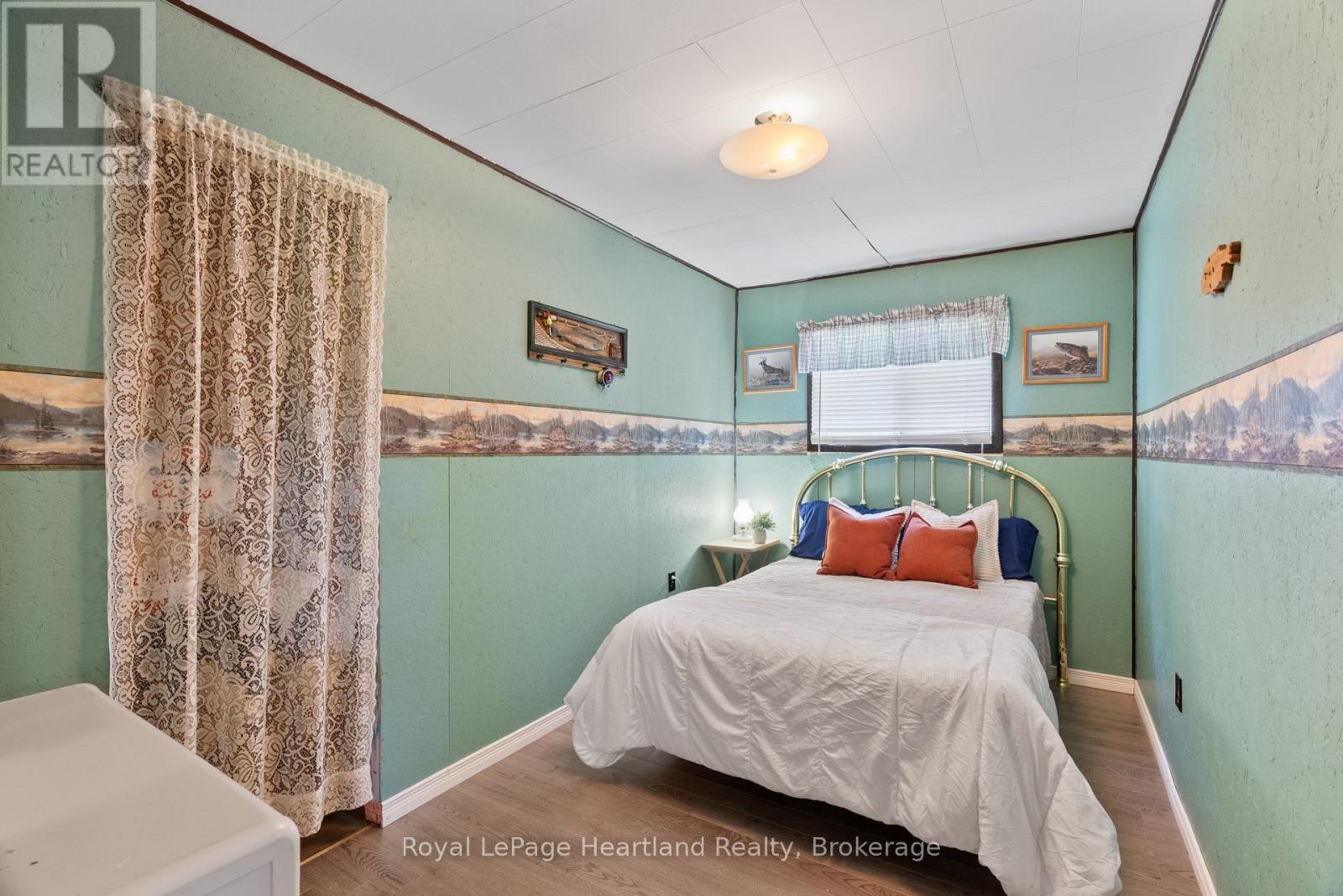 property-image