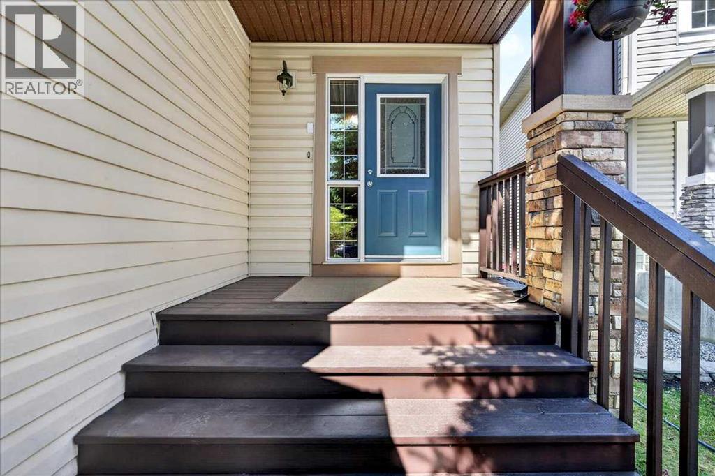 House for Sale in 152 Chapman Close SE|Calgary, Alberta T2X3V7 3