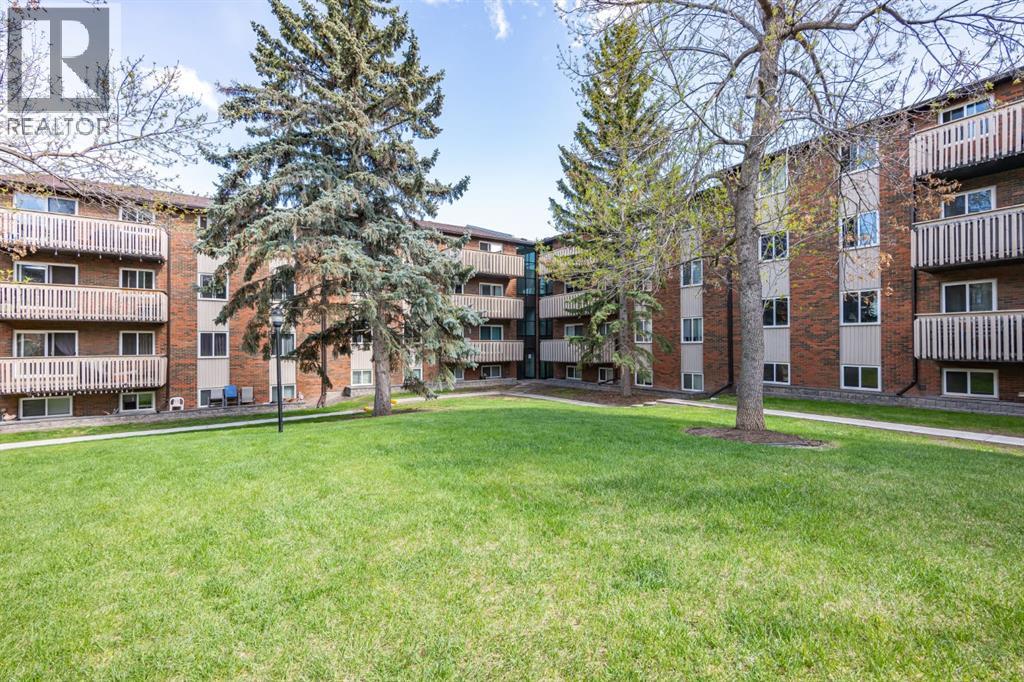 Apartment for Sale in 634, 11620 Elbow Drive SW|Calgary, Alberta T2W3L6