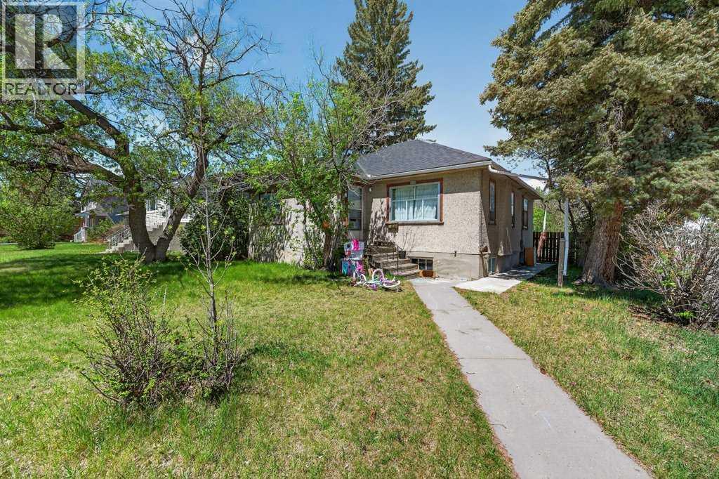 House for Sale in 1102 21 Avenue NW|Calgary, Alberta T2M1K9 5