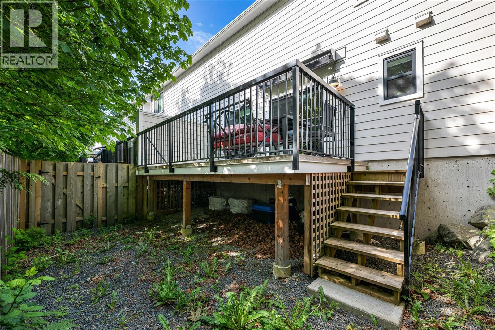 For sale: 2096 Kennedy St, Sooke, British Columbia V9Z1P7