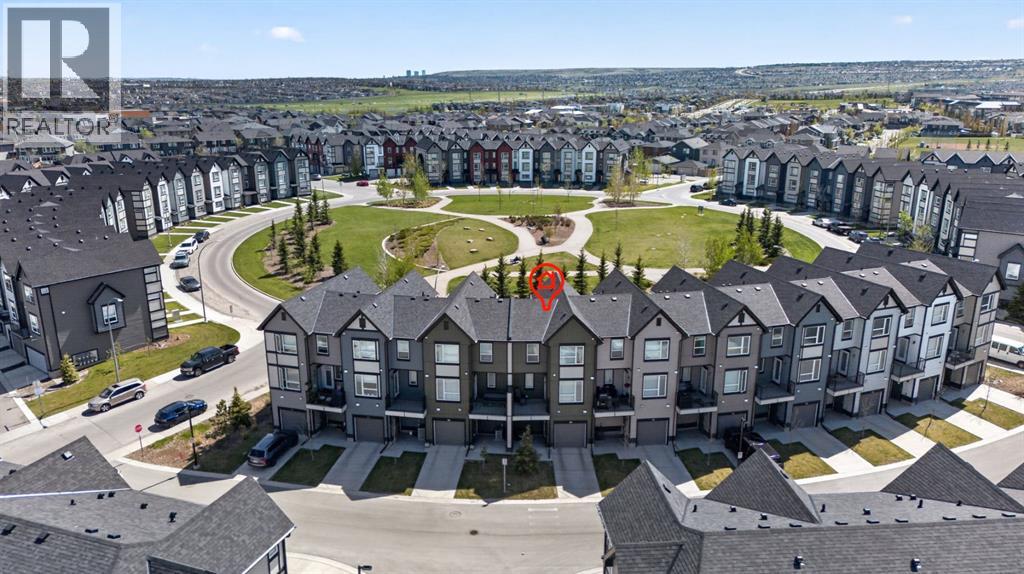 Row / Townhouse for Sale in 86 Evanscrest Manor NW|Calgary, Alberta T3P1R3 2
