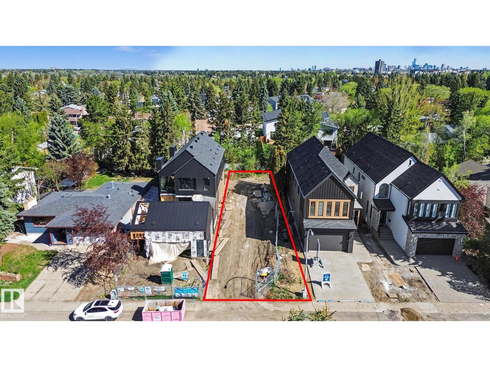 12416 39 AV NW