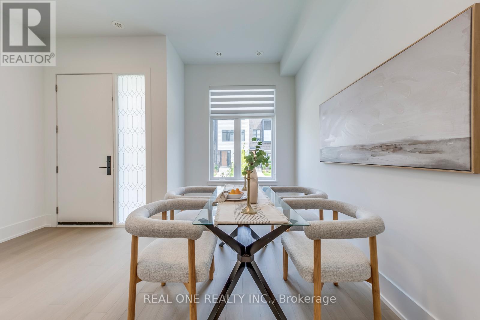 Row / Townhouse for Sale in 13 - 20 LOU PARSONS WAY|Mississauga (Port Credit), Ontario L5H0B2 5