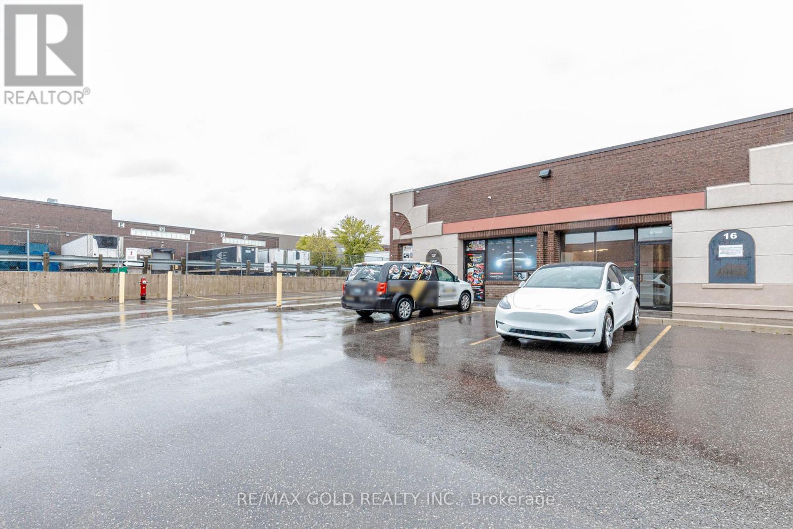 For sale: 16 - 5484 TOMKEN ROAD, Mississauga (Northeast), Ontario ...