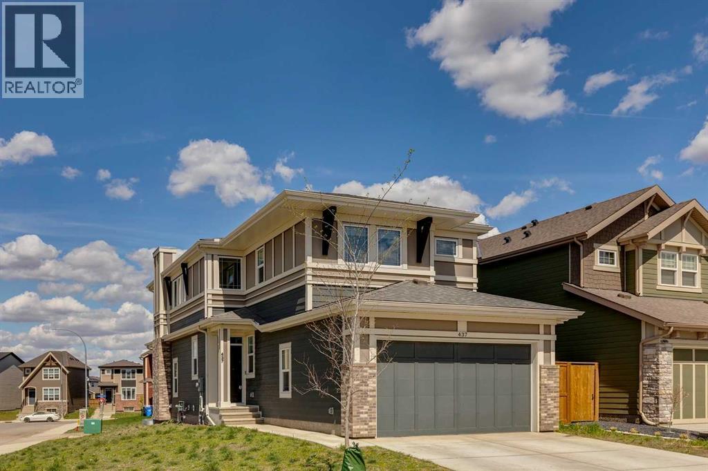 House for Sale in 437 Magnolia Way SE|Calgary, Alberta T3m3T5