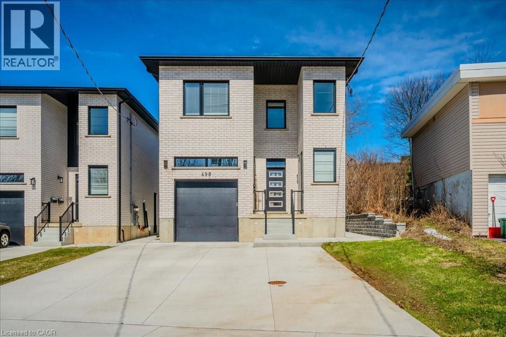 498 KARN Street, Kitchener, Ontario N2M2C1