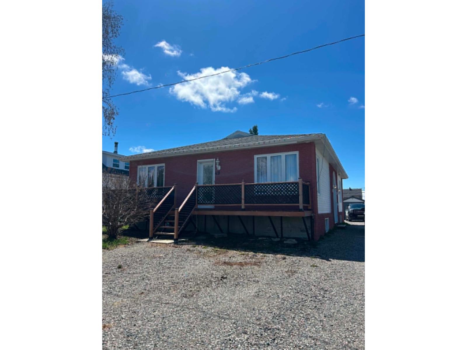 49 2e Avenue E., La Sarre, Quebec J9Z1G1