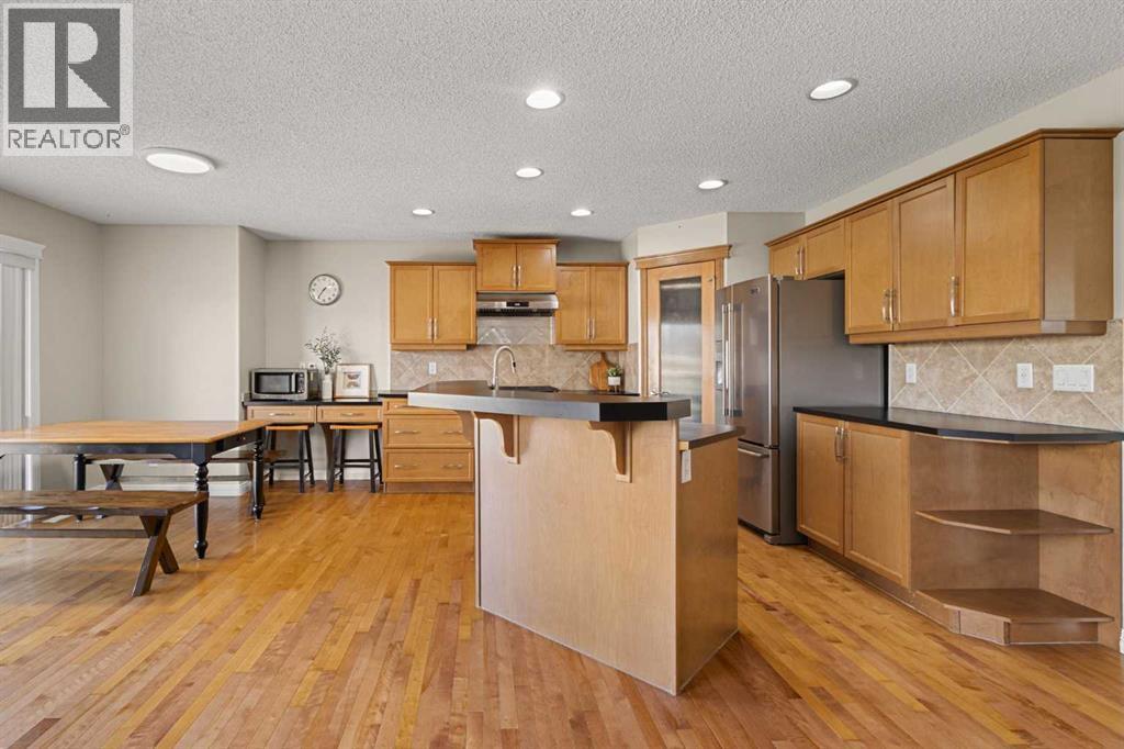 House for Sale in 92 Covehaven Terrace NE|Calgary, Alberta T3K0B2 5