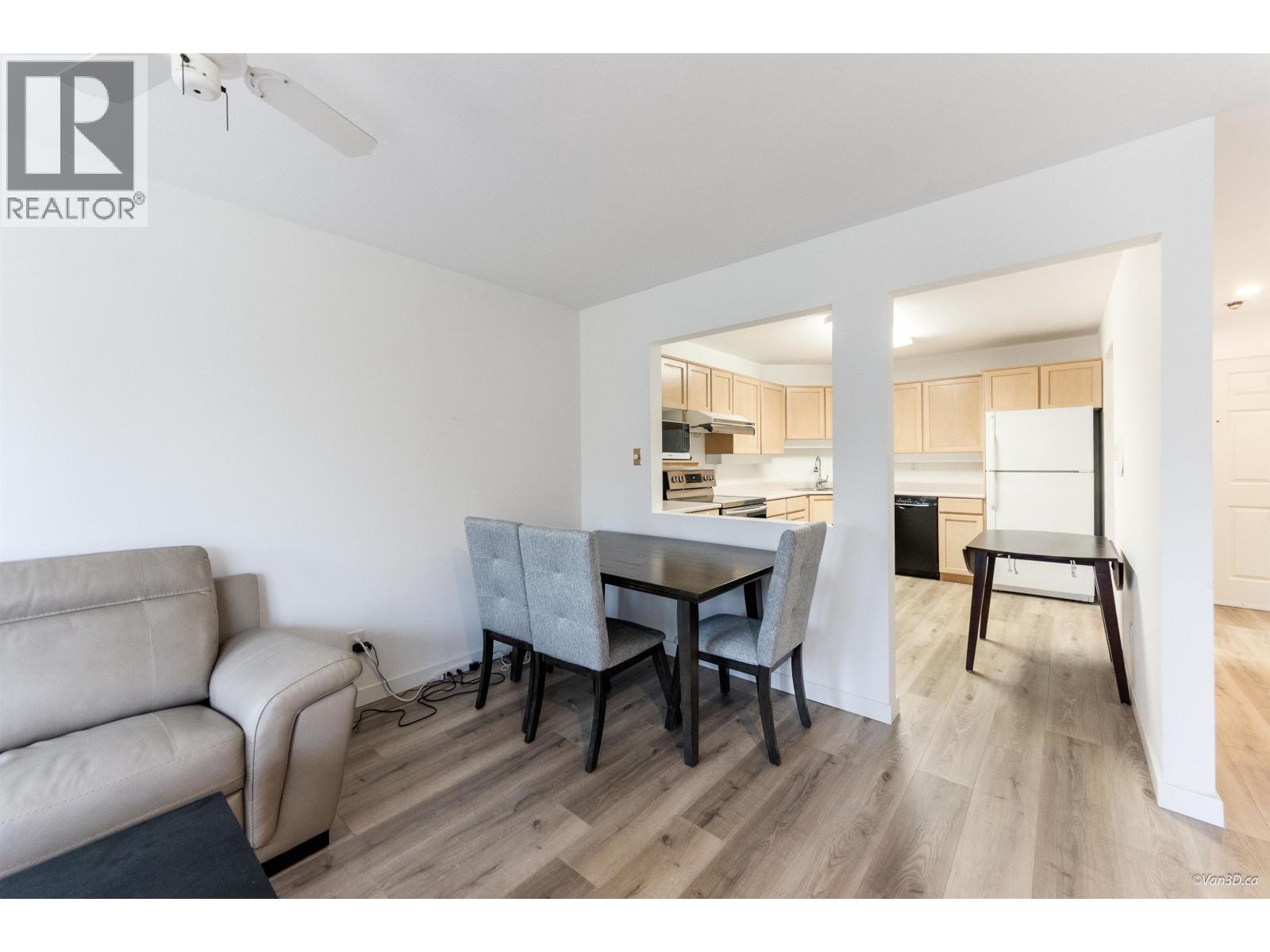 For sale: 301 7480 GILBERT ROAD, Richmond, British Columbia V7C3W2 ...