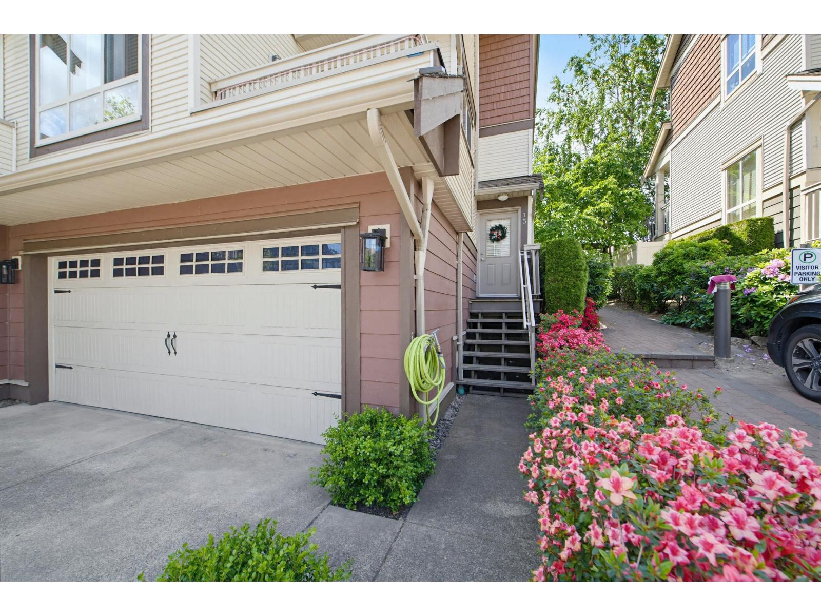 For sale: 15 19560 68 AVENUE, Surrey, British Columbia V4N5Y5