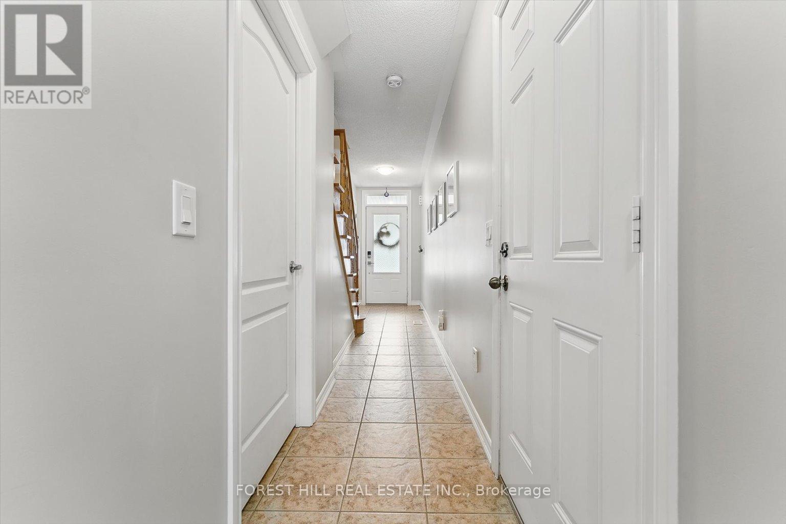 Row / Townhouse for Sale in 9 - 3038 HAINES ROAD|Mississauga (Applewood), Ontario L4Y0C8 4