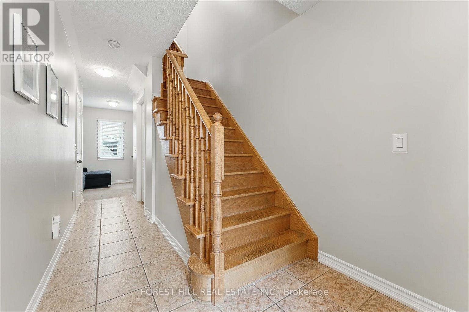 Row / Townhouse for Sale in 9 - 3038 HAINES ROAD|Mississauga (Applewood), Ontario L4Y0C8 5