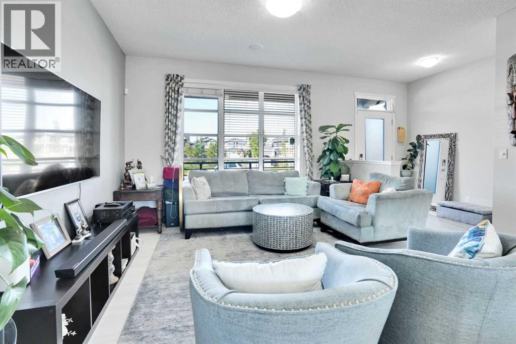 Duplex for Sale in 215 Savanna Parade NE|Calgary, Alberta T3J0W1 4