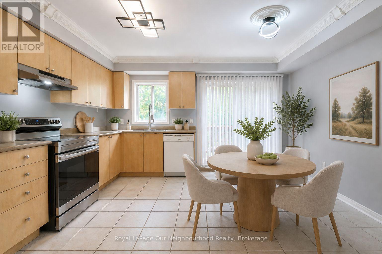 Row / Townhouse for Sale in 96 - 50 STRATHAVEN DRIVE|Mississauga (Hurontario), Ontario L5R4E7 4