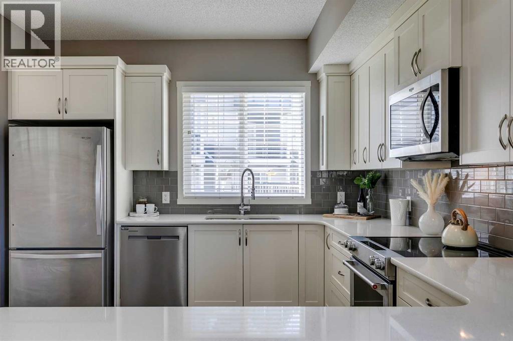 Row / Townhouse for Sale in 510 Nolanlake Villas NW|Calgary, Alberta T3R0Z7 5