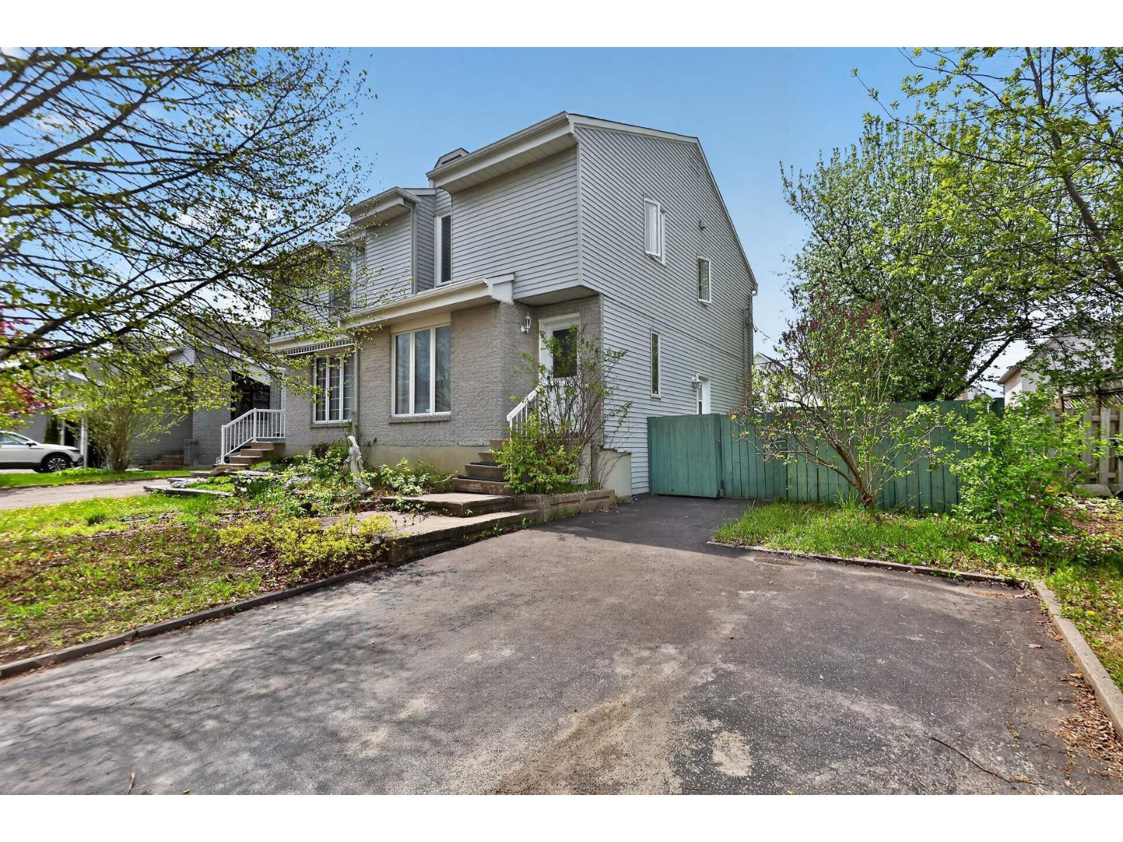 6616 Rue Valade, Laval (Sainte-Rose), Quebec H7L4L4