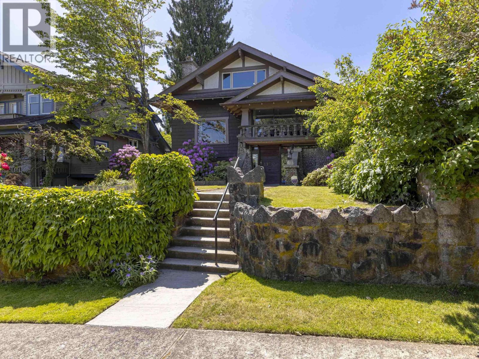 1986 W 35TH AVENUE|Vancouver, British Columbia V6M1H7