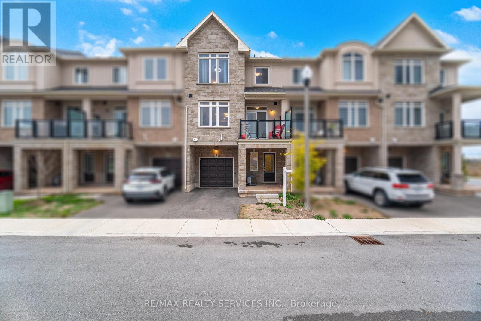 3 - 40 ZINFANDEL DRIVE, Hamilton (Stoney Creek), Ontario L8E0L1