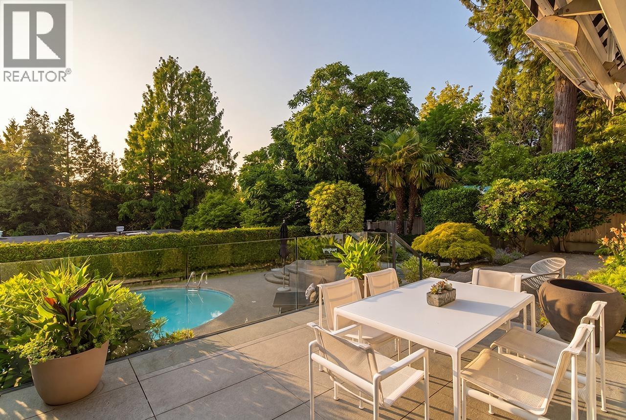 6263 CARNARVON STREET|Vancouver, British Columbia V6N1K2
