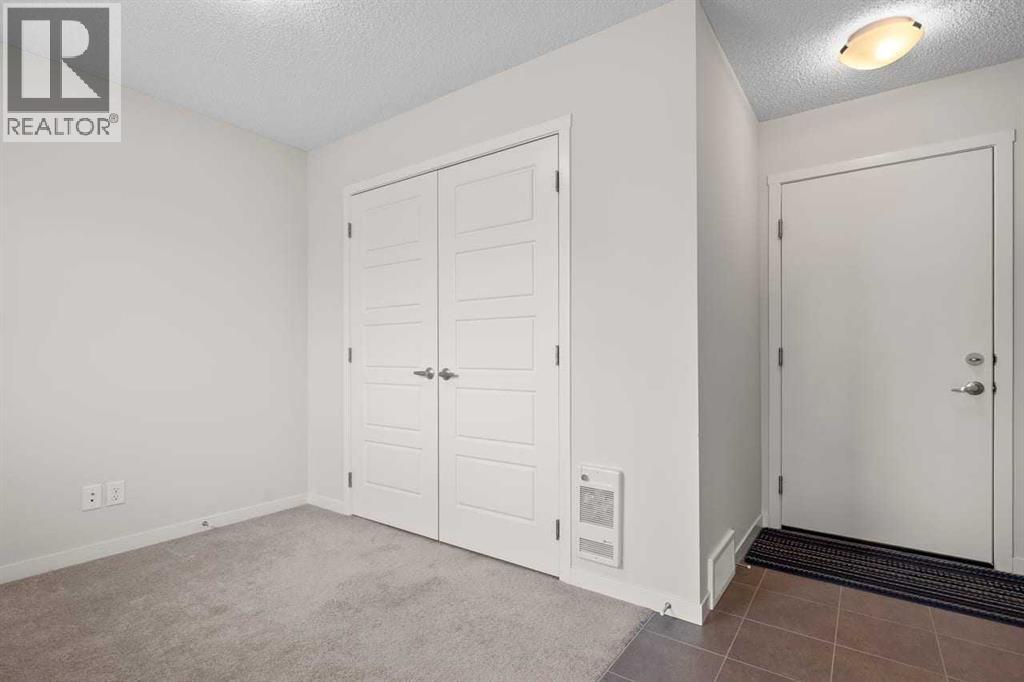 Row / Townhouse for Sale in 322 Harvest Hills Way NE|Calgary, Alberta T3K2P3 5